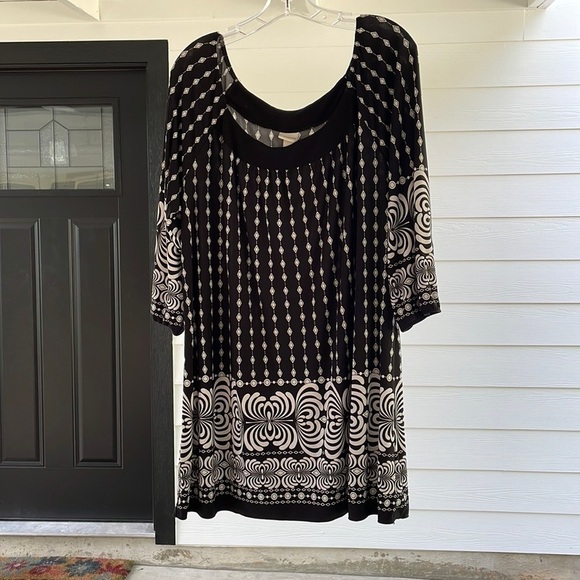 Venezia Tops - Womens plus sized tunic